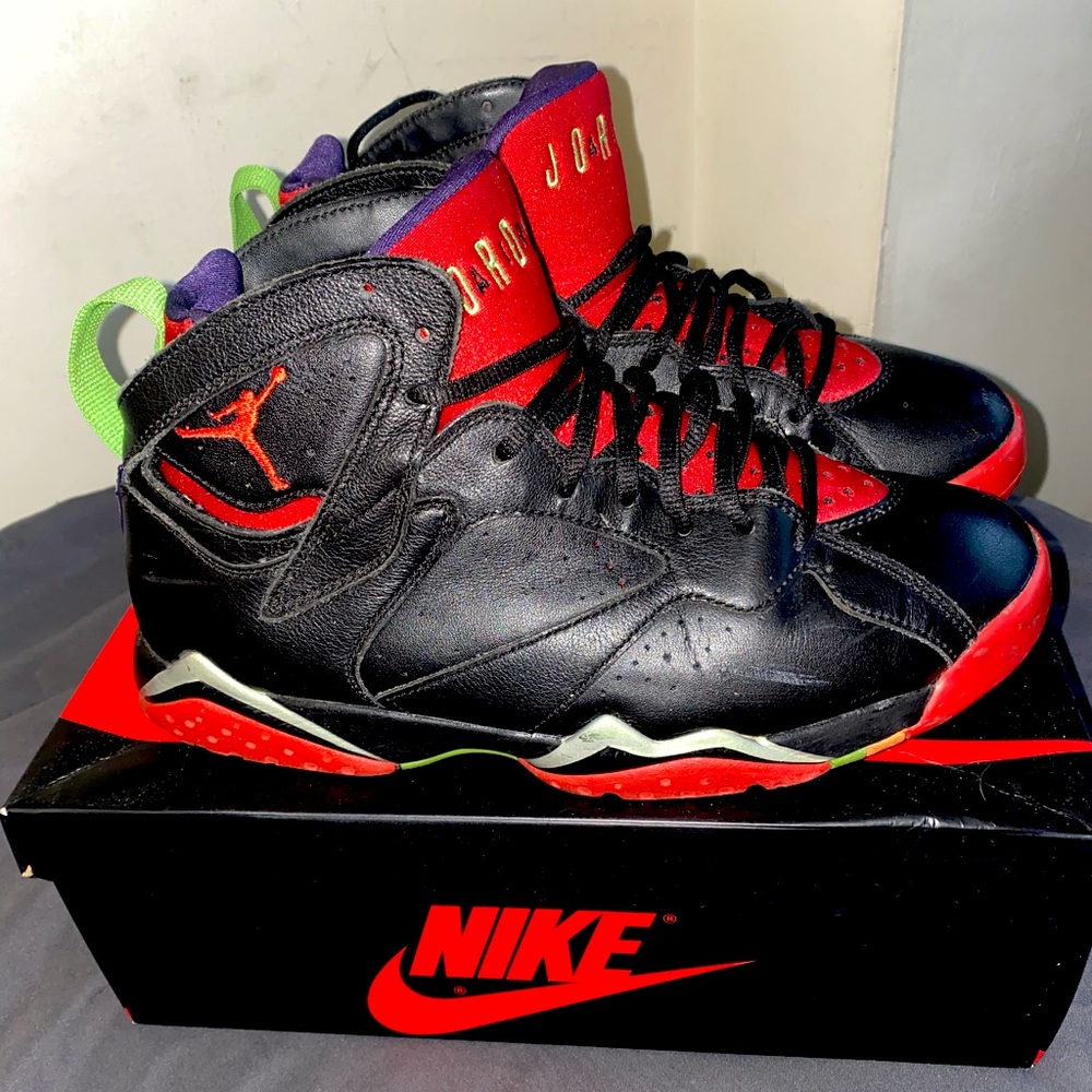 AIR JORDAN 7 (Marvin the Martian)